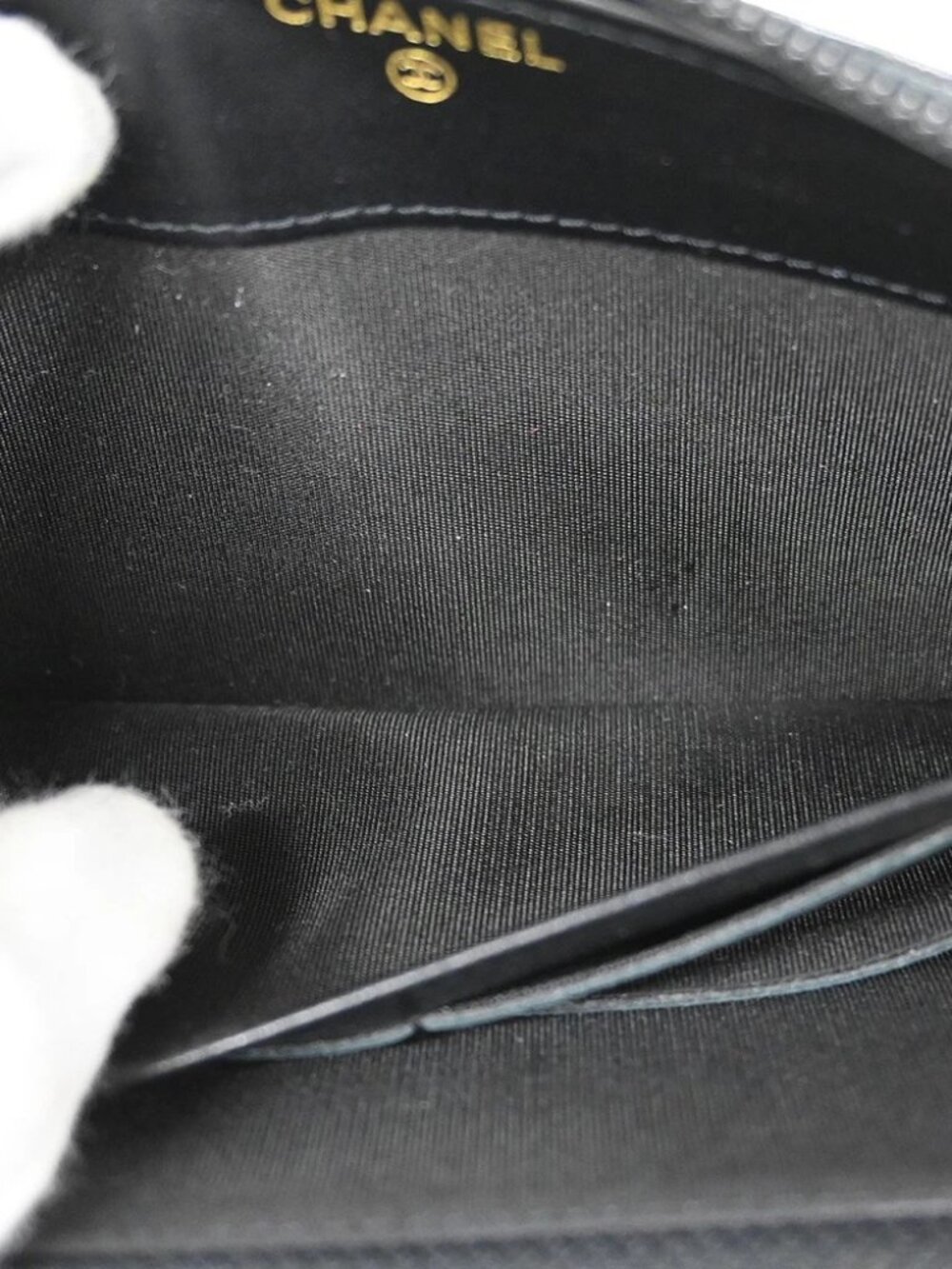 Chanel Black Calfskin Wallet NQ04613 - Picture 4 of 9